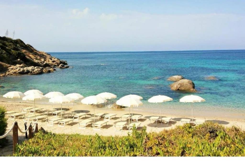 Confort E Relax Villasimius Eksteriør billede